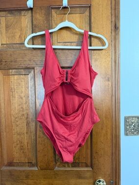 Old Navy one piece swimsuit